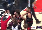 九游娱乐- 莱万多夫斯基肌肉 