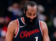 九游-哈登在老鹰比赛中大胜，高光表现引发热议！的简单介绍