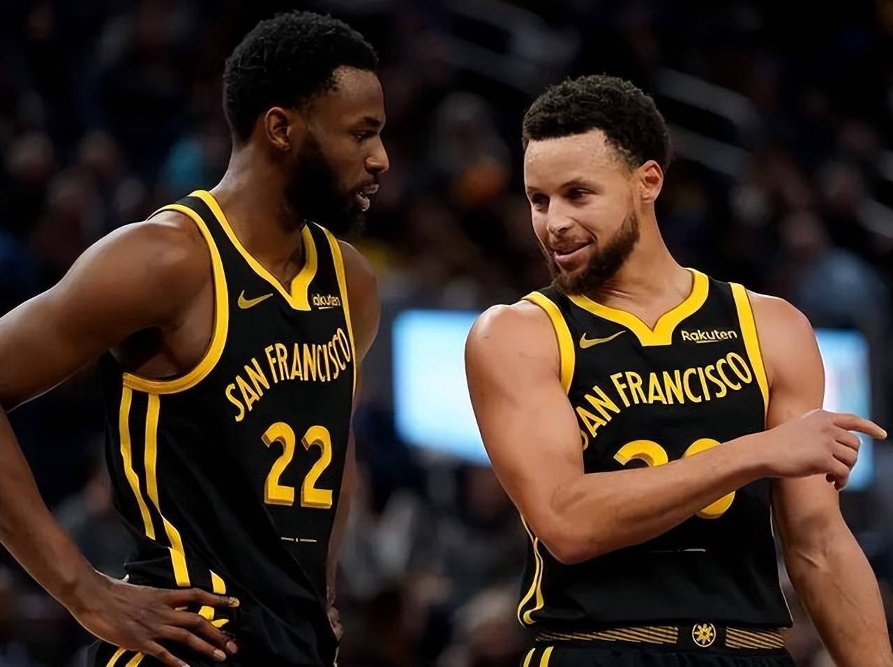 今晨迈阿密热火调整名单以备NBA季后赛，豪取连胜环节打磨，压力陡增，赛程密集仍需轮换的简单介绍